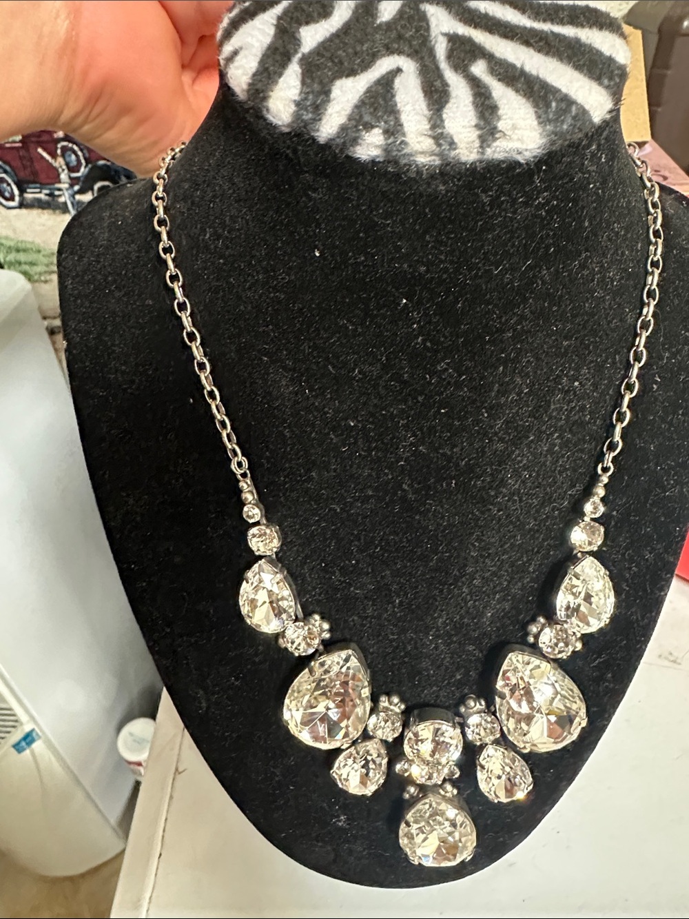 Sorrelli Clear Crystal Teardrop Bib Necklace - Picture 6 of 8